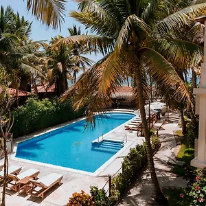 Petit Lafitte Beach Front & Playa del Carmen